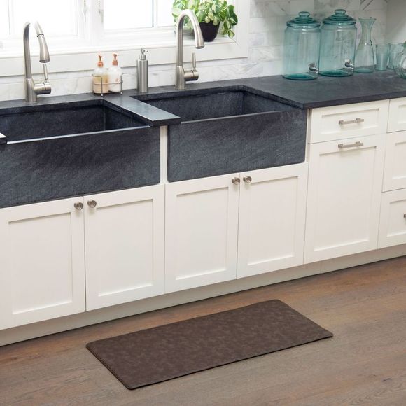 Home Dynamix Traditional Brown Kitchen Mat, 17" x 32" - Picture 1 of 6